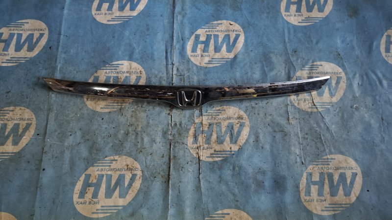 Накладка 5-й двери Honda Airwave GJ1 L15A (б/у)