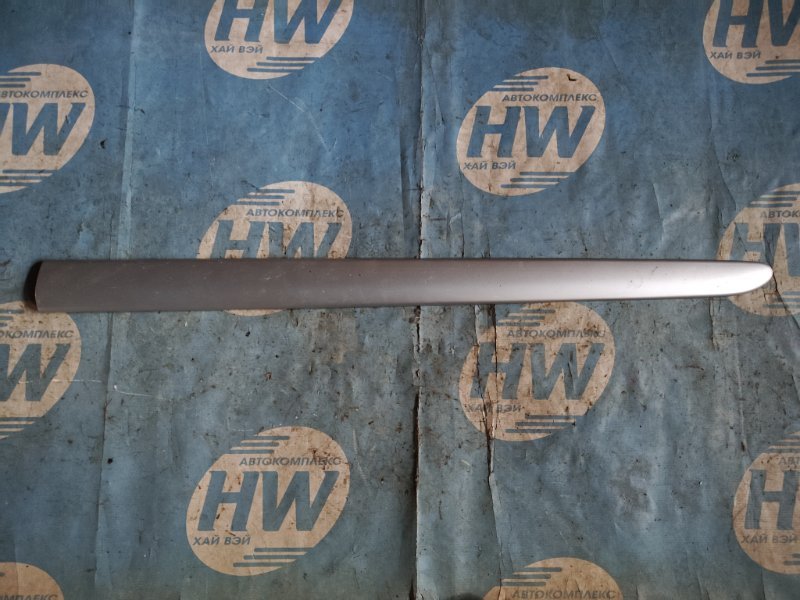 Молдинг на дверь Toyota Funcargo NCP20 1NZFE передний левый (б/у)