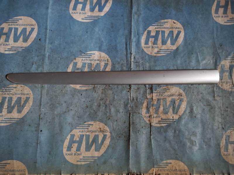 Молдинг на дверь Toyota Funcargo NCP20 1NZFE передний правый (б/у)