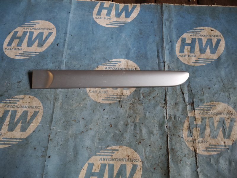 Молдинг на дверь Toyota Funcargo NCP20 1NZFE задний левый (б/у)