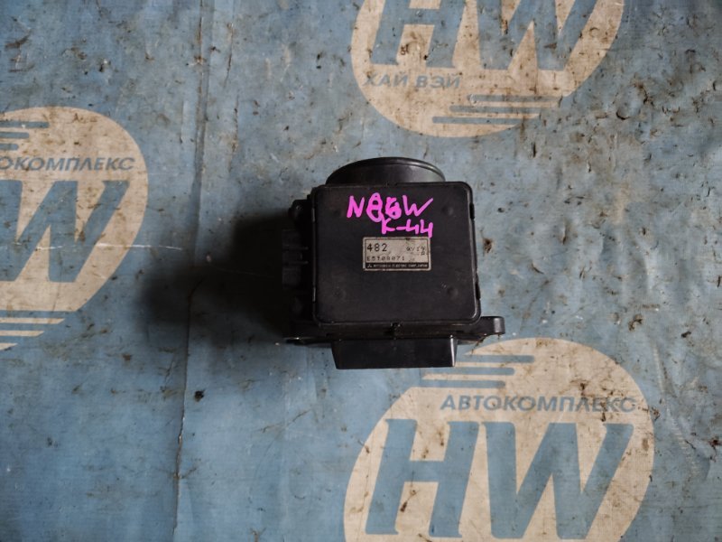 Датчик расхода воздуха Mitsubishi Chariot Grandis N86W 6G72 (б/у)