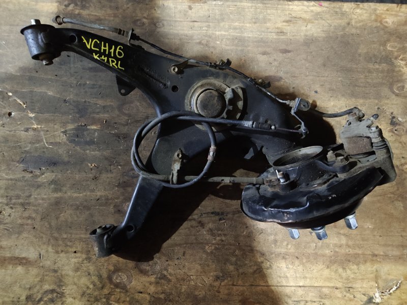 Ступица Toyota Grand Hiace VCH16 5VZ задняя левая (б/у) Ступица Toyota Grand Hiace VCH16 5VZ задняя левая (б/у)