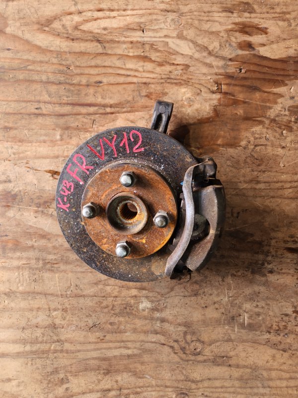 Ступица Nissan AD VY12 HR15 передняя правая (б/у)