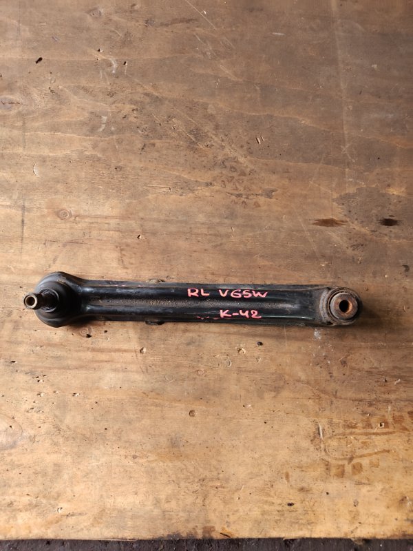 Рычаг Mitsubishi Pajero V65W 6G74 задний левый (б/у)