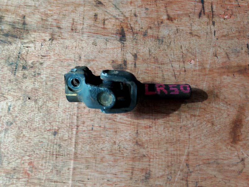 Рулевой карданчик Nissan Terrano LR50 VG33E (б/у)