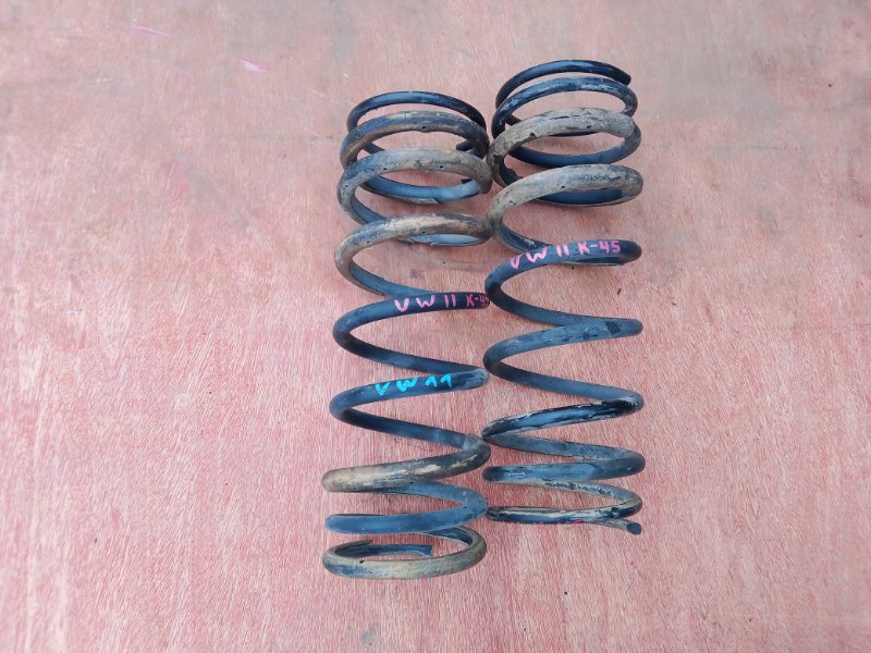 Пружина Nissan Expert VW11 QG18 задняя (б/у)