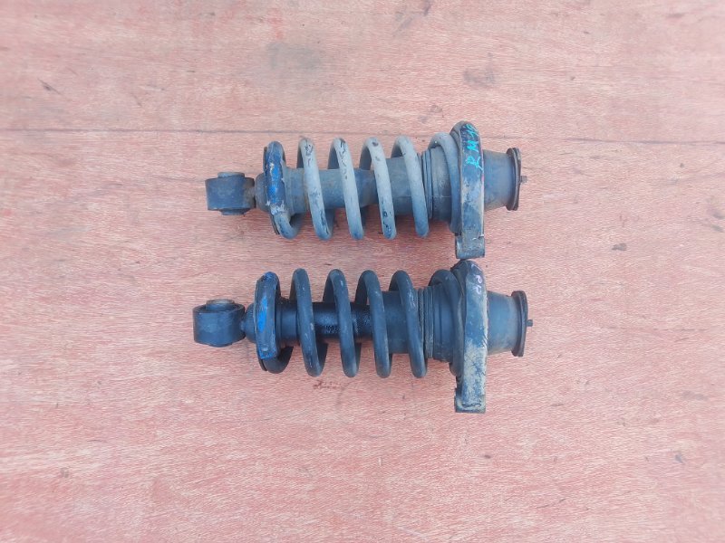 Стойка Nissan Liberty RM12 QR20 задняя (б/у)