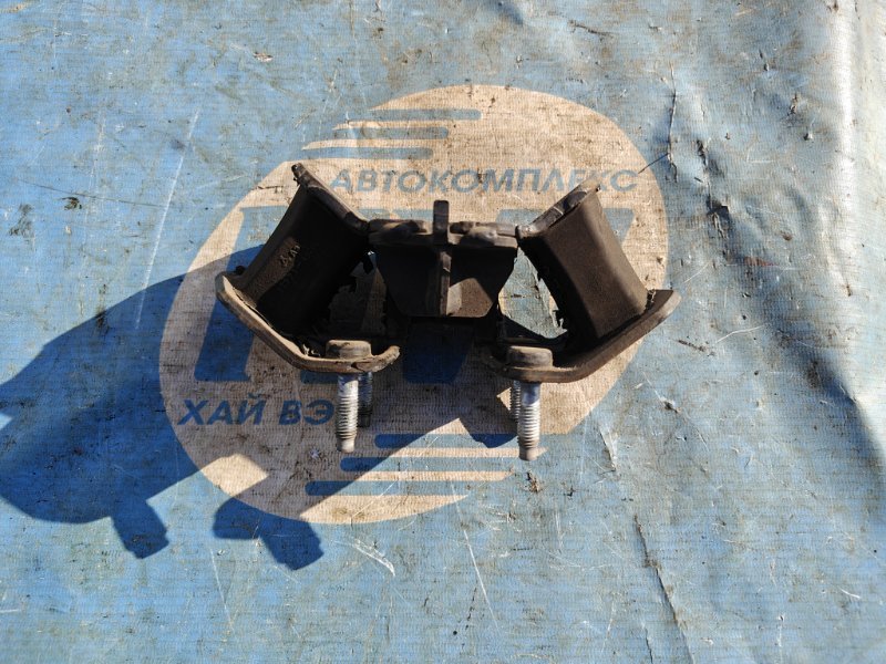 Подушка акпп Toyota Progres JCG11 2JZ (б/у)