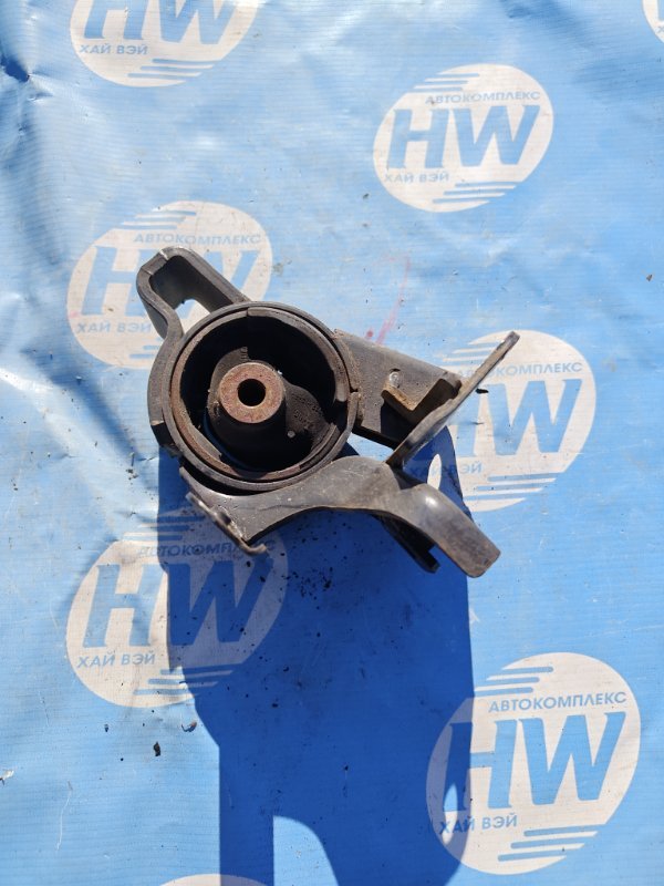 Подушка двс Toyota Corolla Spacio AE111 4A левая (б/у)