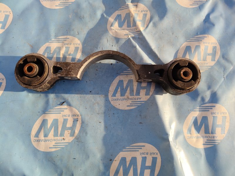 Крепление редуктора Nissan Cube ANZ10 CGA3 (б/у)