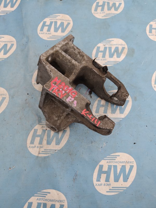 Крепление подушки двс Daihatsu YR-V M201G K3VET заднее (б/у)