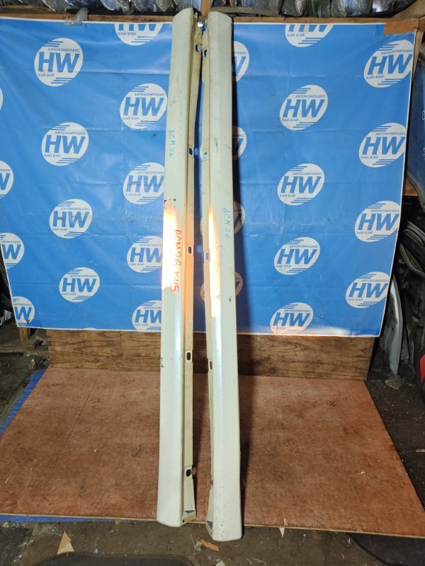 Порог Toyota Ipsum ACM26 2AZFE (б/у)