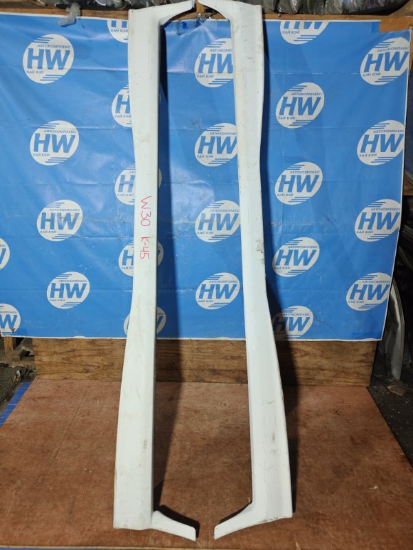 Порог Nissan Largo W30 KA24DE (б/у)