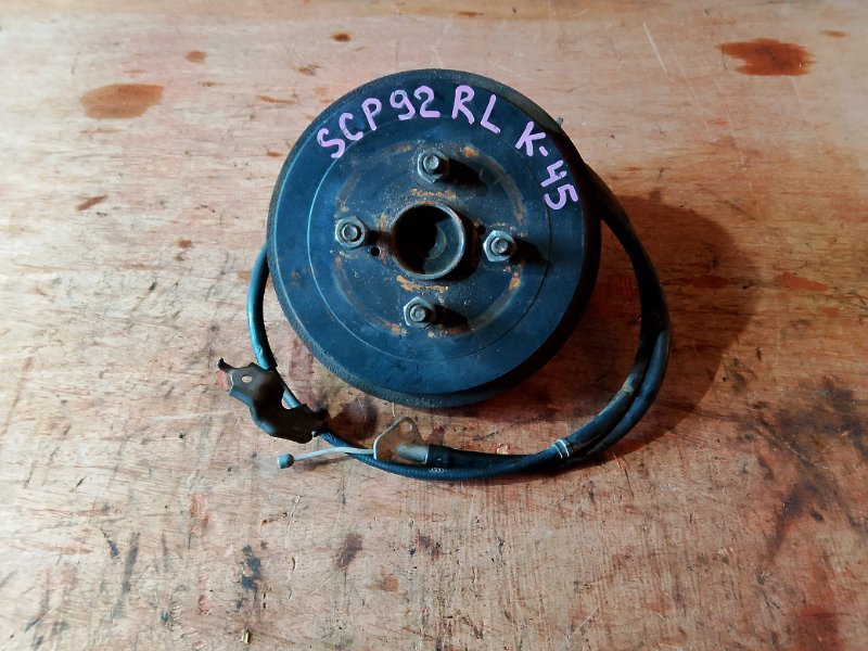 Ступица Toyota Belta SCP92 2SZFE задняя левая (б/у)