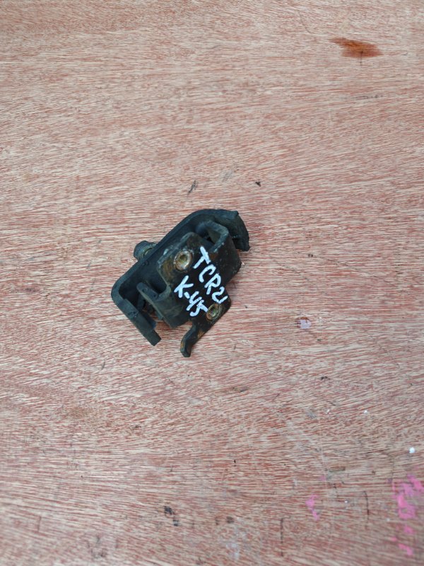 Подушка двс Toyota Estima TCR21 2TZFZE (б/у)