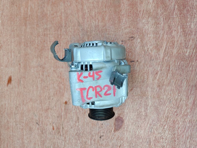 Генератор Toyota Estima TCR21 2TZFZE (б/у)