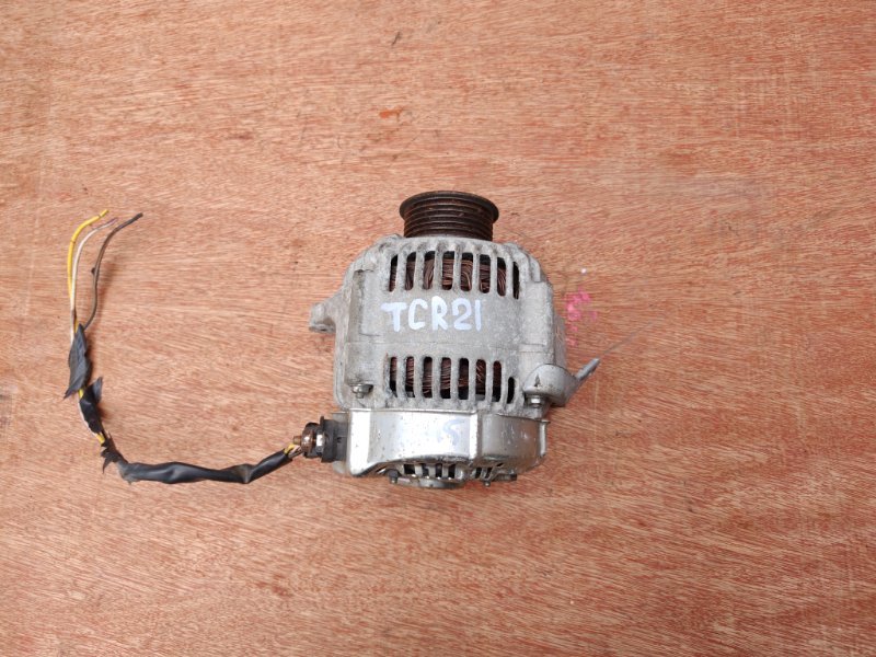 Генератор Toyota Estima TCR21 2TZFZE (б/у)