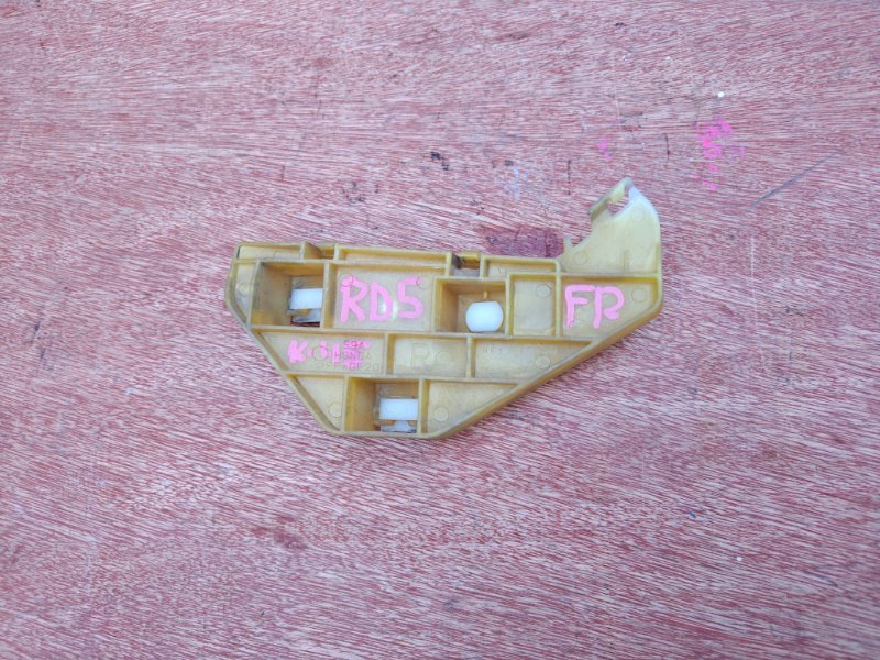 Крепление бампера Honda CR-V RD5 K20A переднее правое (б/у)