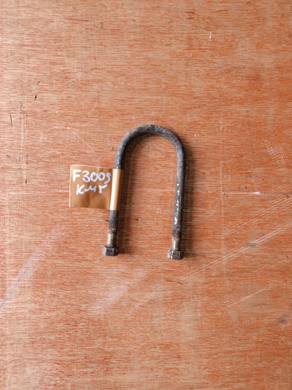 Стремянка рессоры Daihatsu Rocky F300S HDE (б/у)