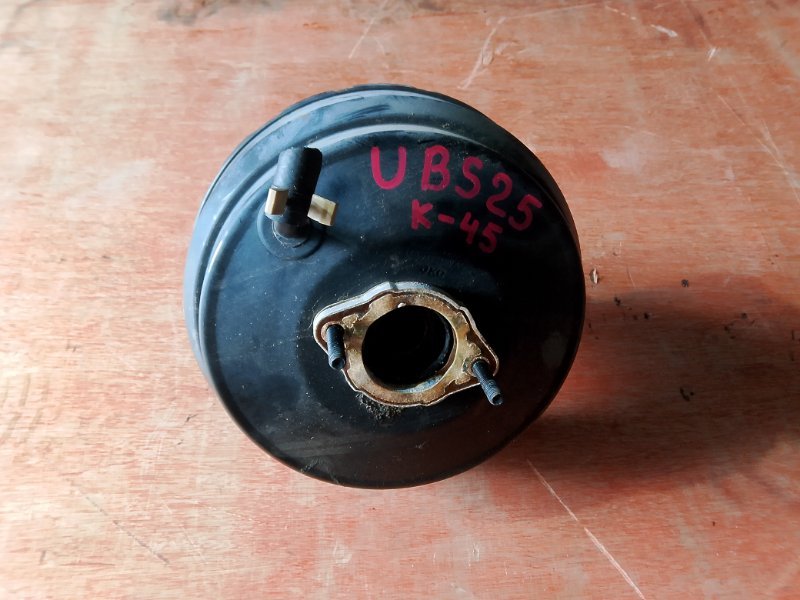 Вакумник тормозной Isuzu Bighorn UBS25 6VD1 (б/у)