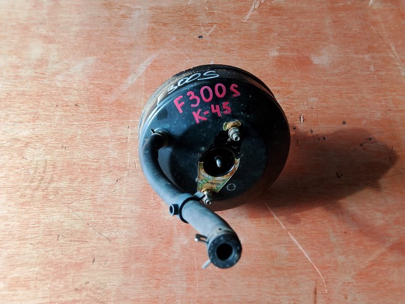 Вакумник тормозной Daihatsu Rocky F300S HDE (б/у)