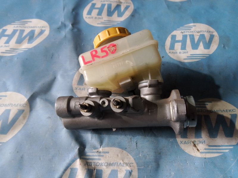 Главный тормозной цилиндр Nissan Terrano LR50 VG33E (б/у)