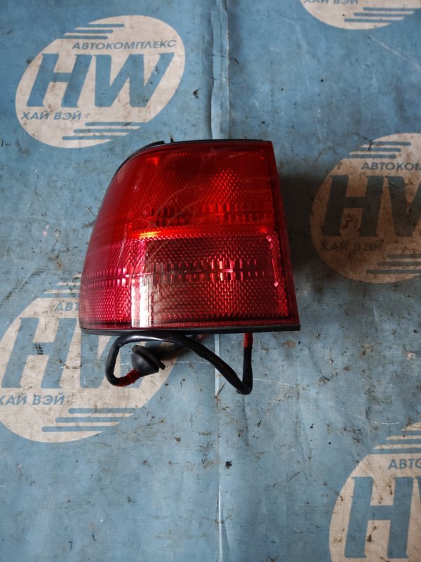 Стоп Nissan Liberty RM12 QR20 левый (б/у)