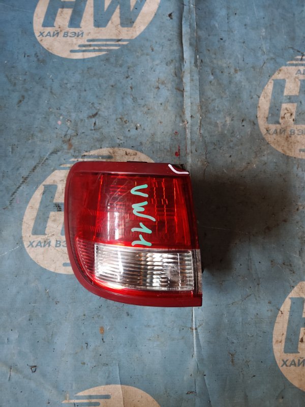 Стоп Nissan Expert VW11 QG18 левый (б/у)