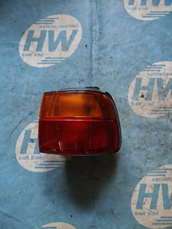 Стоп Mitsubishi Delica PD8W 4M40 правый (б/у)