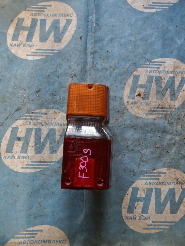 Стоп Daihatsu Rocky F300S HDE правый (б/у)