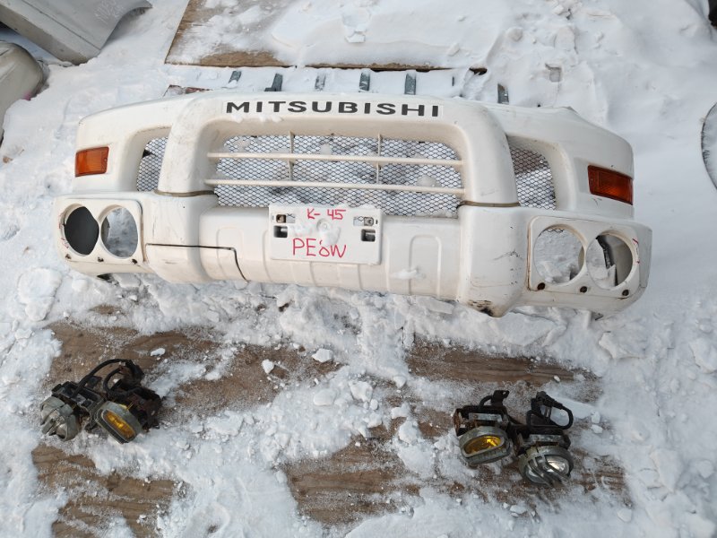 Бампер Mitsubishi Delica PE8W 4M40 передний (б/у)