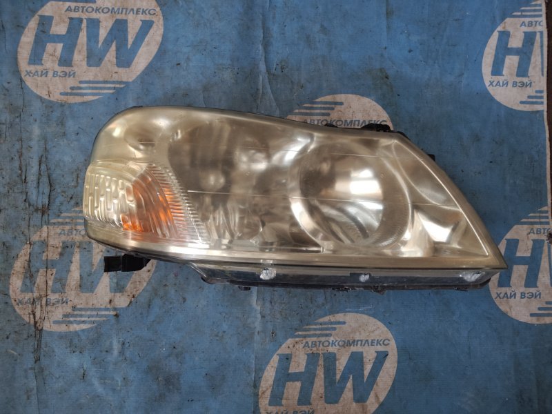 Фара Nissan Liberty RM12 QR20 правая (б/у)
