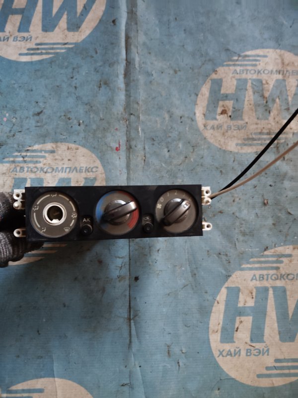 Климат-контроль Nissan X-Trail NT30 QR20 (б/у)