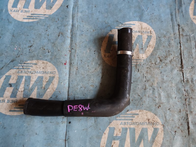 Патрубок интеркулера Mitsubishi Delica PE8W 4M40 (б/у)