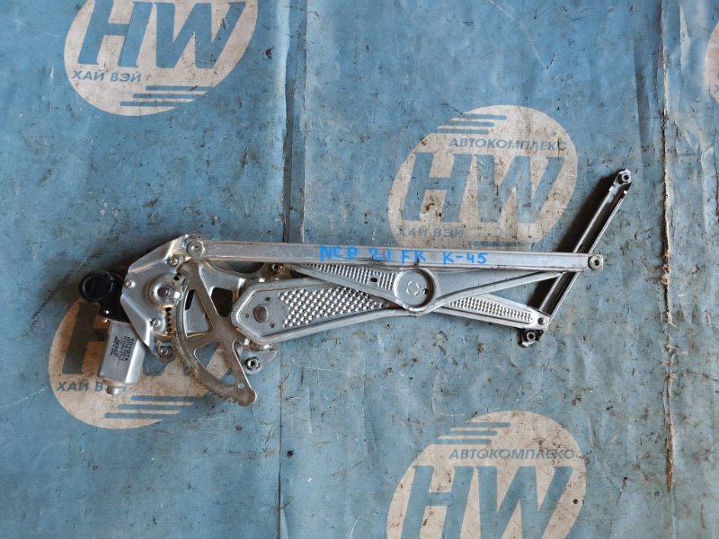 Стеклоподъемник Toyota Funcargo NCP25 1NZFE передний правый (б/у)