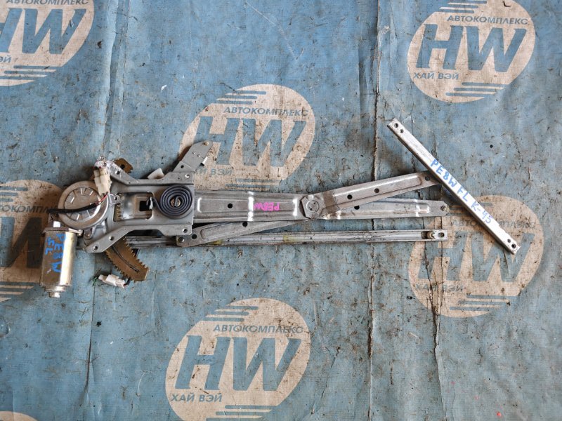 Стеклоподъемник Mitsubishi Delica PE8W 4M40 передний левый (б/у)