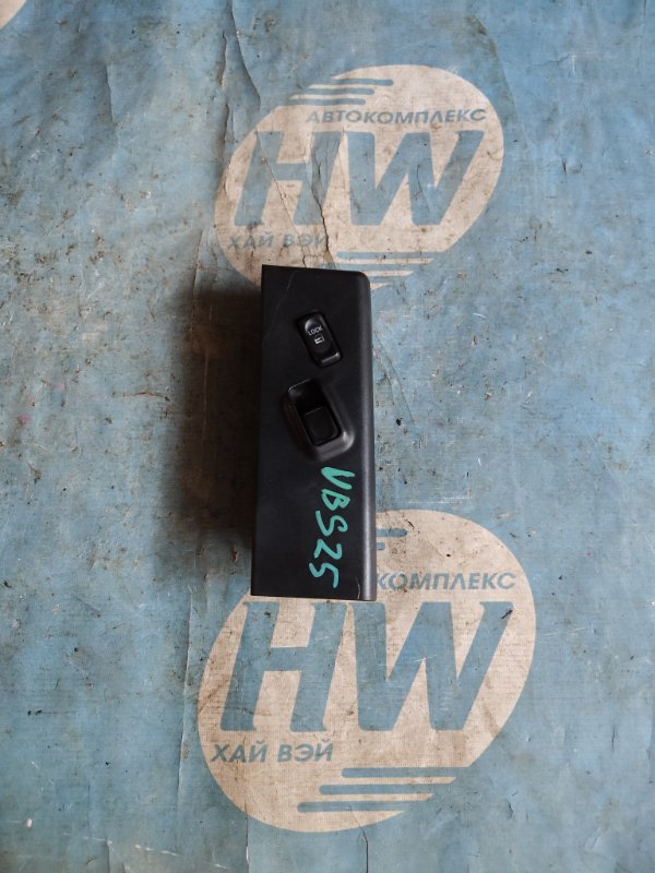 Блок упр. стеклоподъемниками Isuzu Bighorn UBS25 6VD1 передний левый (б/у)