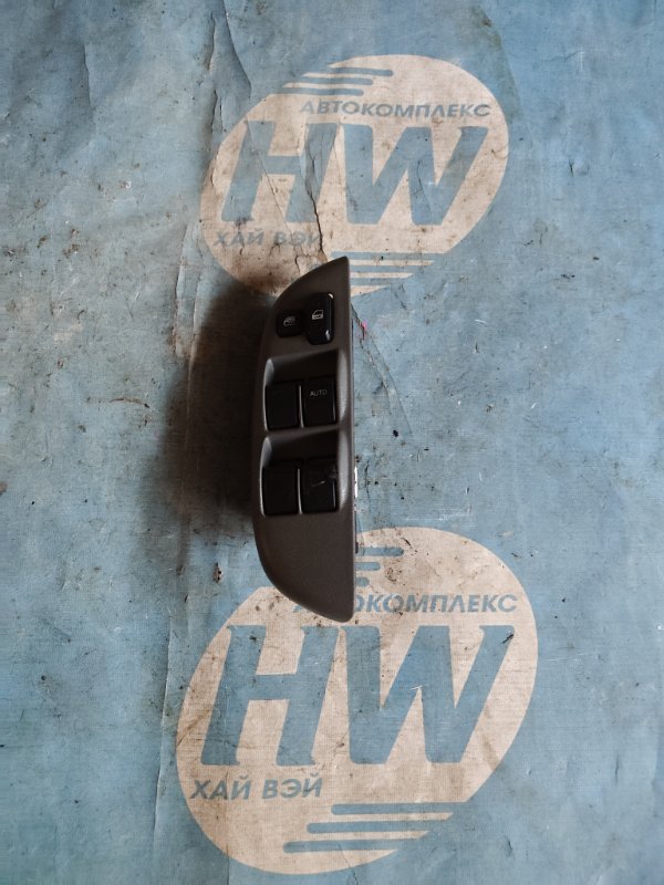 Блок упр. стеклоподъемниками Toyota Funcargo NCP21 1NZFE передний правый (б/у)