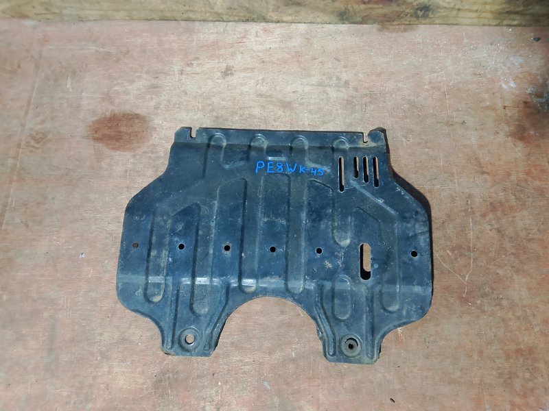 Защита двигателя Mitsubishi Delica PE8W 4M40 (б/у)