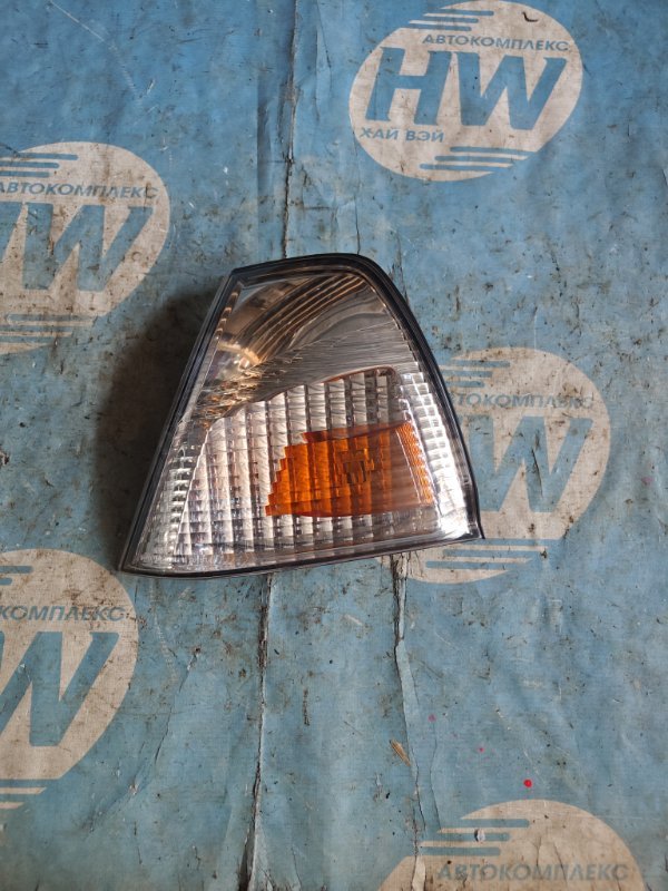 Габарит Toyota Grand Hiace VCH16 5VZ левый (б/у)