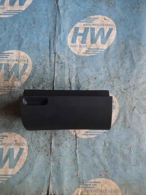 Бардачок пассажирский Toyota Wish ZNE10 1ZZFE (б/у)