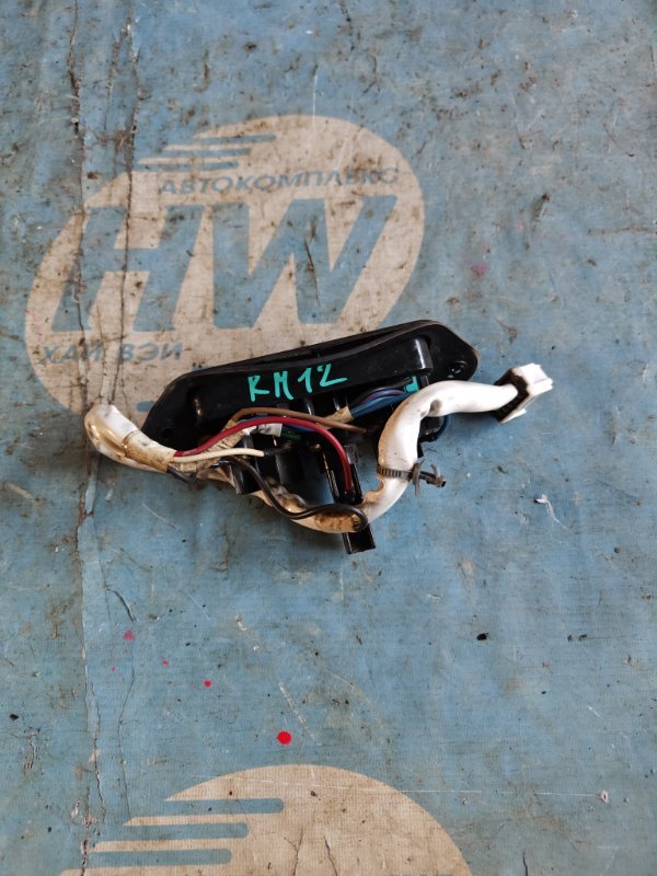 Доводчик двери Nissan Liberty RM12 QR20 задний левый (б/у)