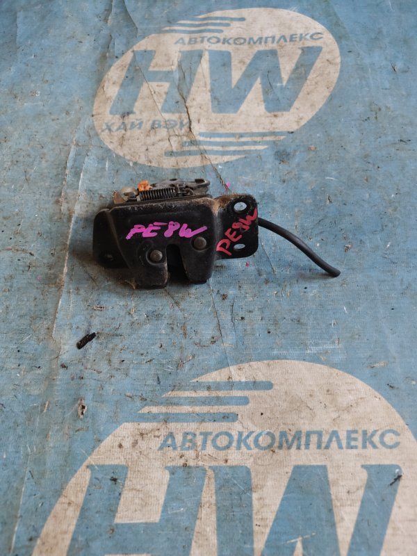 Замок пятой двери Mitsubishi Delica PE8W 4M40 (б/у)