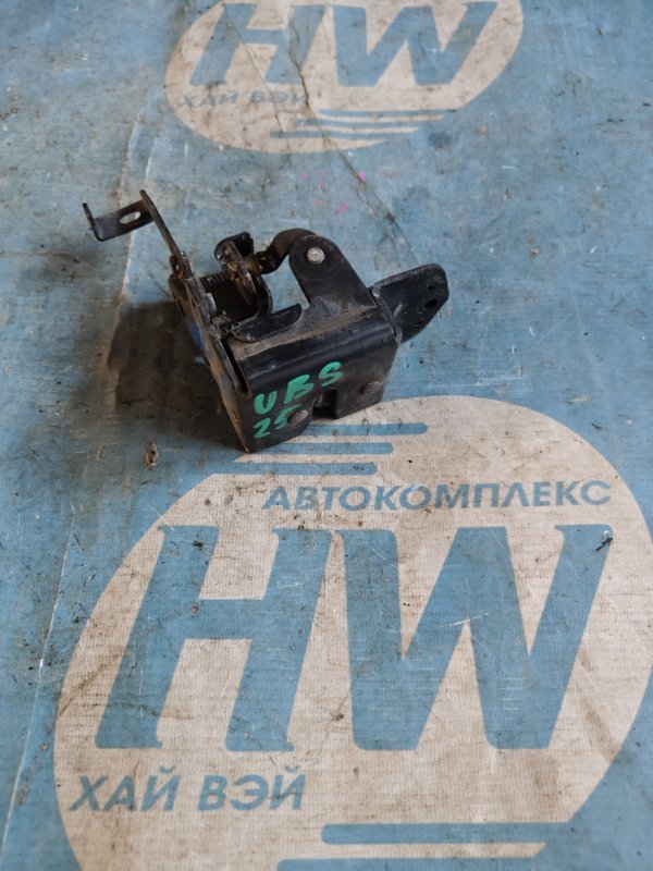 Замок пятой двери Isuzu Bighorn UBS25 6VD1 (б/у)