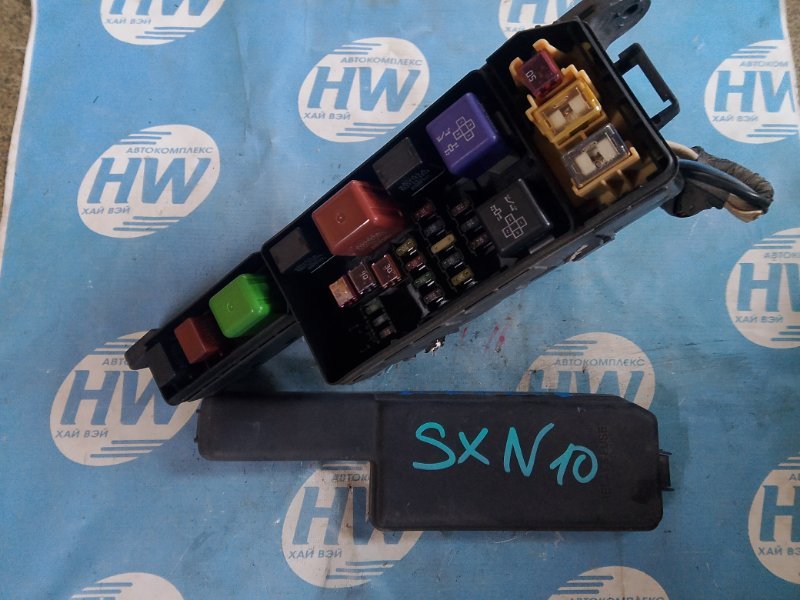 Блок предохранителей Toyota Nadia SXN10 3SFE (б/у)