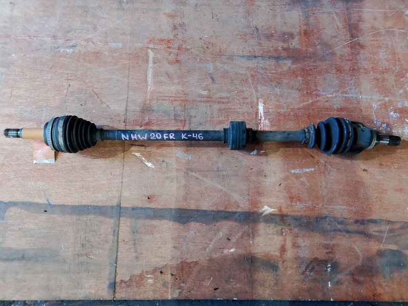 Привод Toyota Prius NHW20 1NZFXE передний правый (б/у)