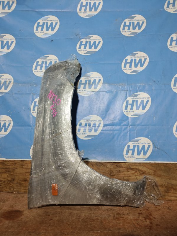 Крыло Nissan X-Trail NT30 QR20 переднее правое (б/у)