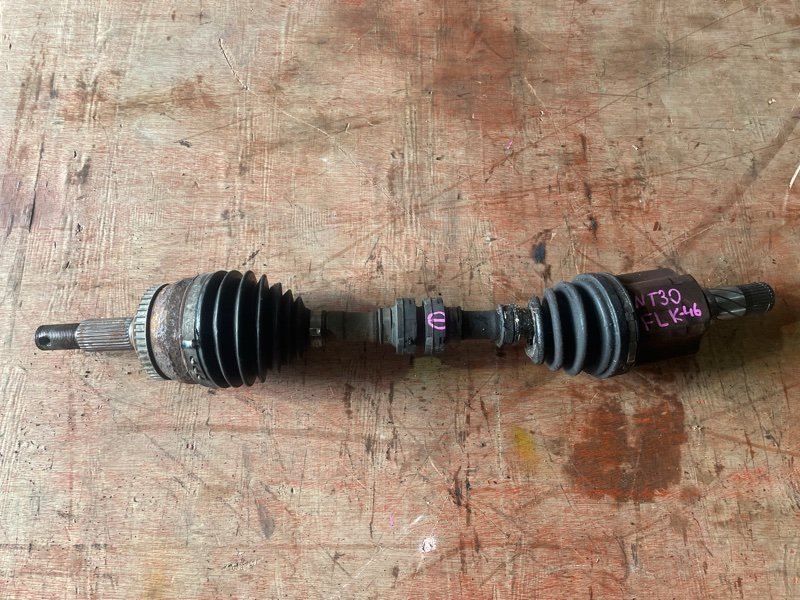 Привод Nissan X-Trail NT30 QR20 передний левый (б/у)