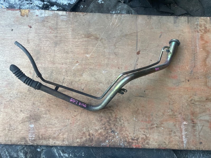 Горловина топливного бака Honda Stepwgn RF1 B20B (б/у)