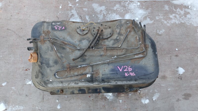 Бензобак Mitsubishi Pajero V26 4M40 1993 (б/у)